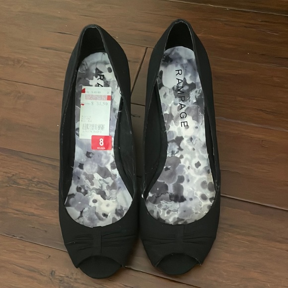 Rampage black Wedge Shoe - New - Picture 1 of 4